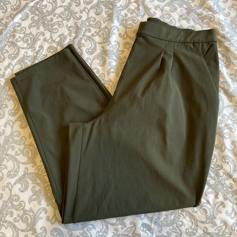 Lululemon Essential Trousers size 12